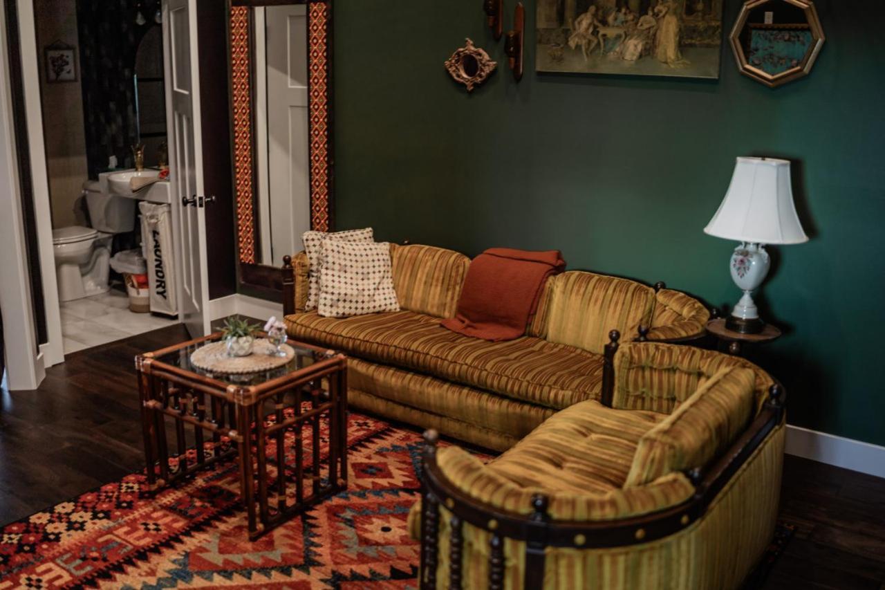 The Atrium - A Boutique Hotel - Suite 17 Perryville Bagian luar foto